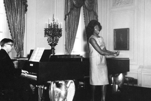 A favorite art song performance from feliks