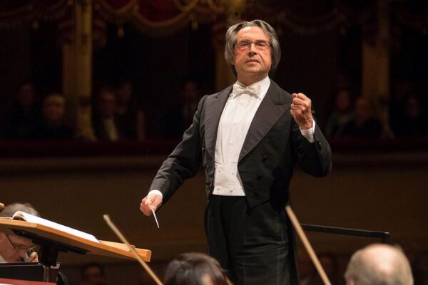 A favorite Verdi performance from swordsnsolvers
