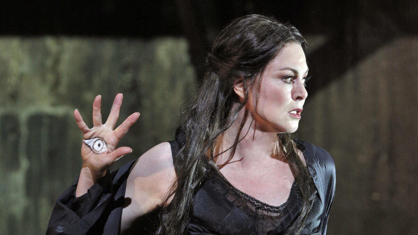 Anna Caterina Antonacci should have made it to the Met