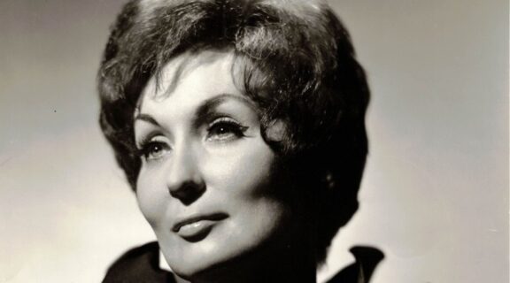 A favorite mezzo performance from Llewellyn Adelbert